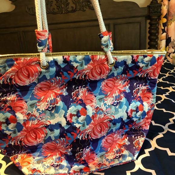 NWOT Paper Store Gold and Floral Tote Bag - Picture 4 of 5